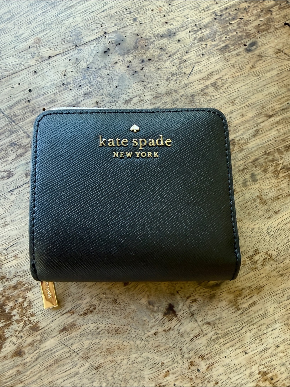 kate spade Black Compact Zip card case Wallet with Gold Logo